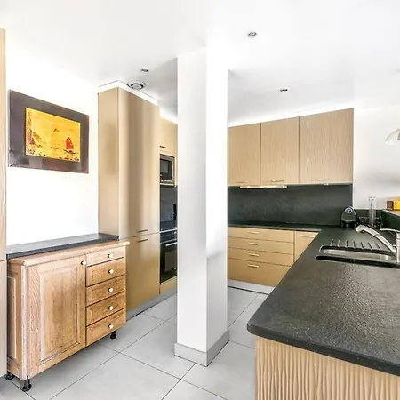 Maillot Ternes - Saint Ferdinand 3bdr شقة *