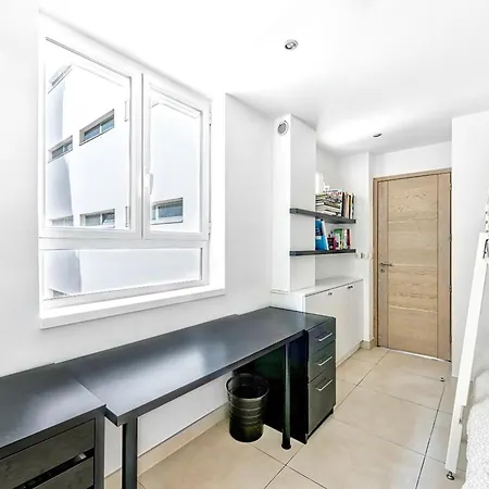 Maillot Ternes - Saint Ferdinand 3bdr Apartment Paris